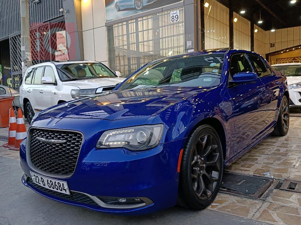 کرایسلەر 300